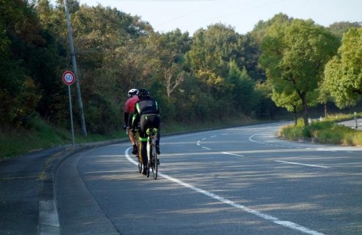 朝寒くても走りだせば暖かい　11/5(日)のショップライド