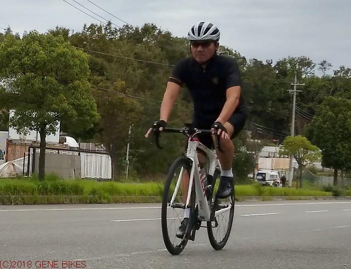 走るなら今！ ショップライド10月7日 神戸西